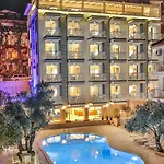 Artemis Hotel
