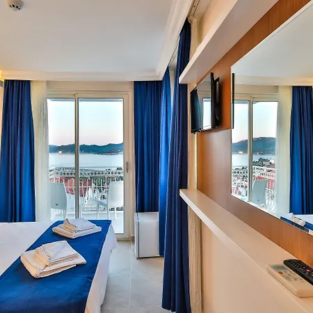 מלון Artemis קס