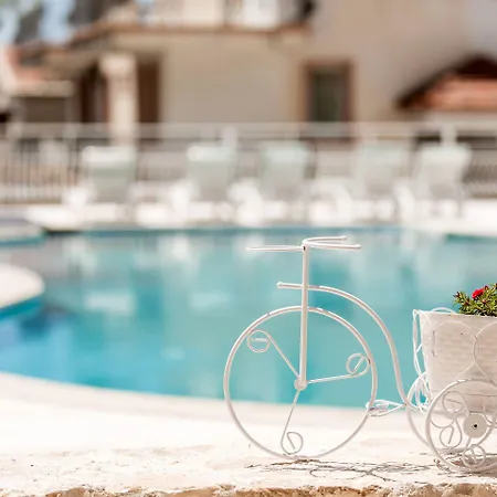 מלון Artemis קס