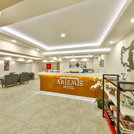 Artemis קס